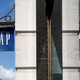 Image for article titled Gap's Blah 'Dress Normal' Campaign Doesn't Get the Irony of Normcore